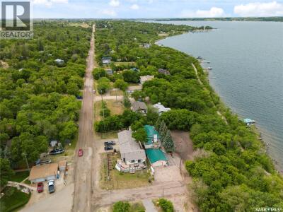 461 13th STREET E, Regina Beach